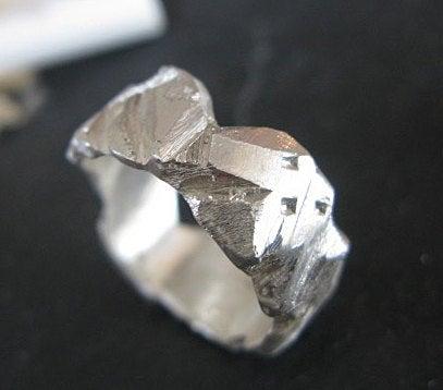 Свадьба - Hand Carved Fine Silver Custom Wedding Band 8mm Mens Ring Oxidized Silver