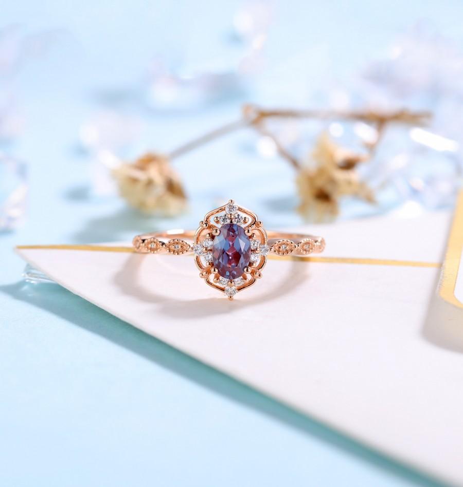 زفاف - Vintage Alexandrite Engagement Ring Rose Gold wedding Ring 