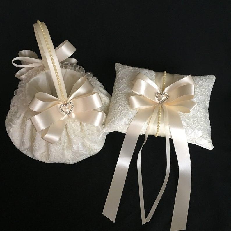 Hochzeit - Ivory Flower girl basket, wedding flower girl basket, lace flower girl basket, Ivory ring bearer pillow, flower girl gift, ivory ring pillow