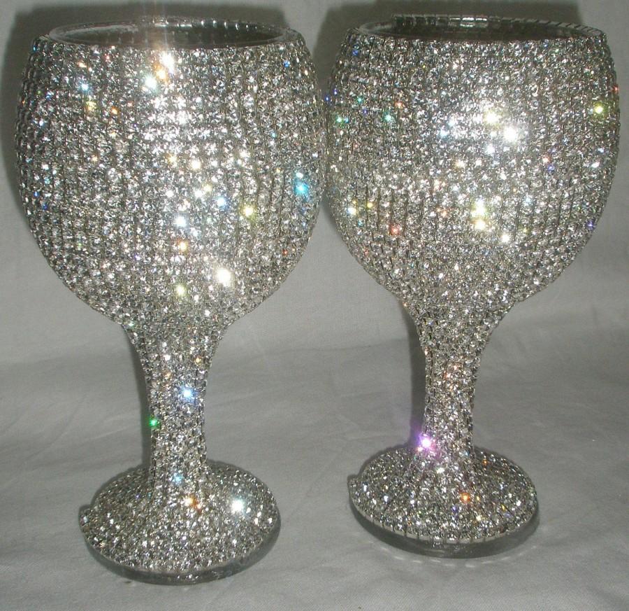 Свадьба - Custom designed handmade pair of wine glass, wedding, bride, groom, Swarovski, Czech rhinestones by Arzu's Style