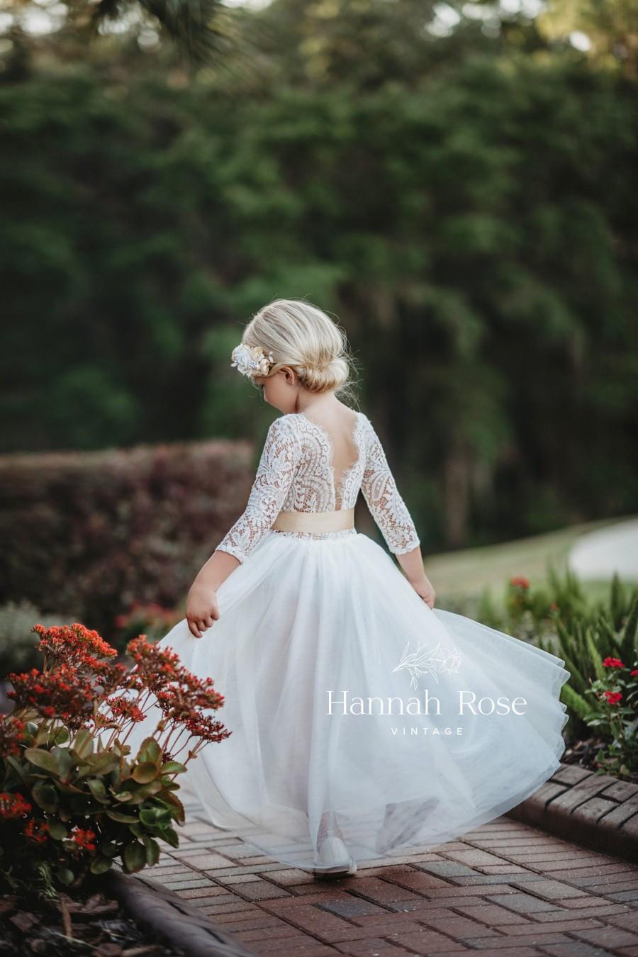 Свадьба - Beautiful White or Ivory Flower Girl Dress, Long Flowing Flower Girl Gowns, Boho Vintage Country Style Flower Girl Dresses, Tulle and Lace