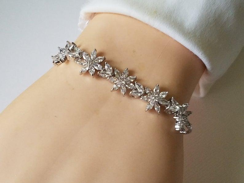 Hochzeit - Crystal Bridal Bracelet, Cubic Zirconia Bracelet, Wedding Crystal Adjustable Bracelet Bridal Jewelry Wedding Jewelry Crystal Dainty Bracelet
