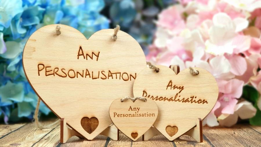Свадьба - Engraved Wooden Hearts Any design Personalised   -Keepsake Hanging Gift Tag Message Quote Decoration