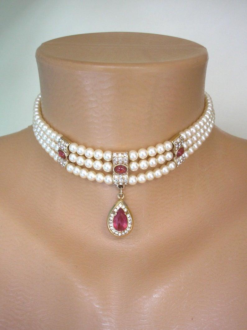 Hochzeit - Vintage Rosita Pearl Choker, Signed Rosita Pearls, Pearl And Ruby Choker, Indian Bridal Choker, Downton Abbey Jewellery, Red Moonstone, Deco