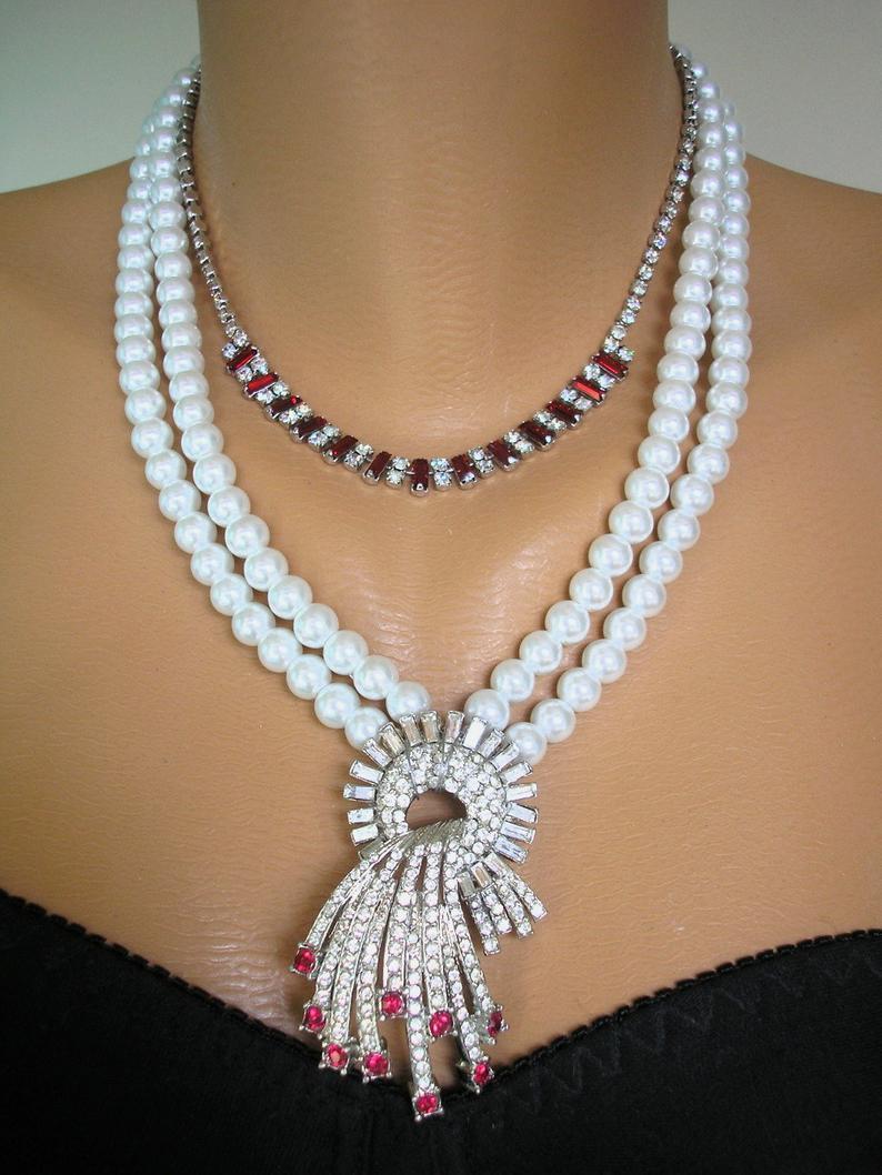 زفاف - Pearl And Ruby Necklace, Layered Necklace, Indian Bridal Necklace, Downton Abbey Jewelry, Deco Style, Assemblage Jewelry, Upcycled Vintage