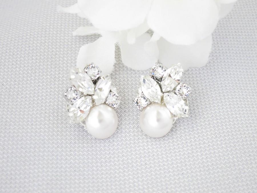 Hochzeit - Swarovski cluster stud earrings, Rhinestone bridal earrings, Pearl wedding earrings, Vintage style crystal jewelry, Mother of Bride earrings