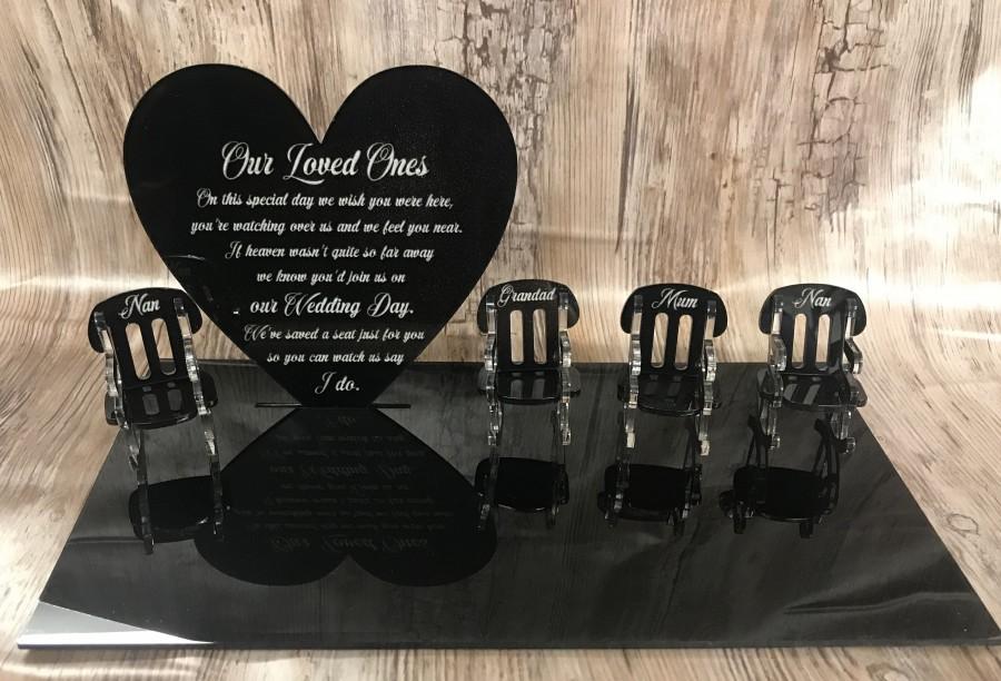 Hochzeit - Loved Ones in Heaven Wedding Memory Table Top Plaque Centrepiece with Empty Chairs Personalised