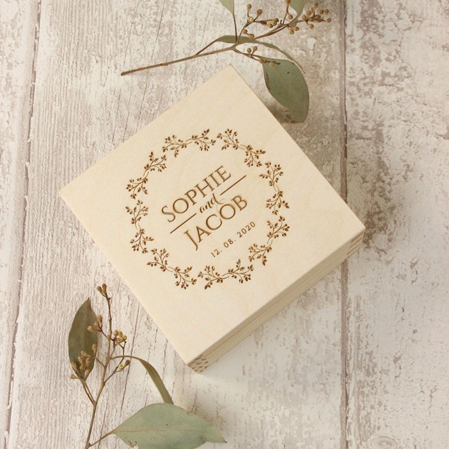 Mariage - Wedding Ring Bearer Box with Names, Rustic, Wedding Ring Box, Personalized Ring Box, Rustic Ring Box, Wedding Ring Holder, Wood Box