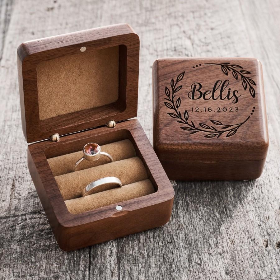 Hochzeit - Custom Wedding Ring Box, Wood Ring Box, Engagement Ring Box, Ring Bearer Ring Box, Ring Box Holder, Proposal Ring Box, Wedding Ring Box