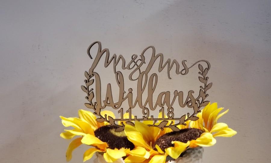Mariage - Personalized Wedding Cake topper, Floral Cake Topper for Wedding,  Calligraphy Wedding  Cake Topper, Half Wreath wedding Cake topper