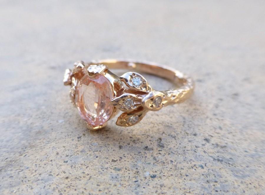 زفاف - Peach sapphire leaf ring.  Engagement ring with leaves. 14k rose gold with peach Sapphire and diamonds.