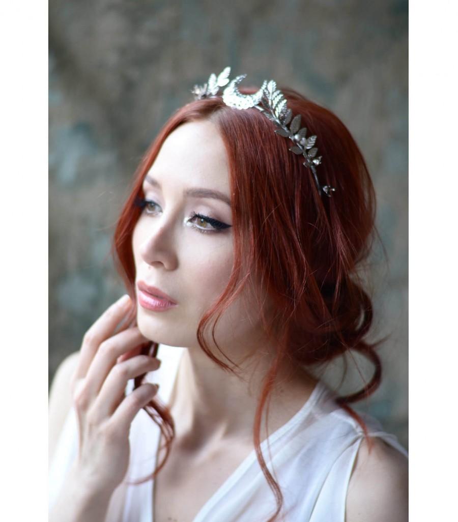 زفاف - Moon tiara, pearl headband, silver wedding crown, goddess headpiece, quartz crystal crown, medieval crown, leaf crown, bridal headpiece