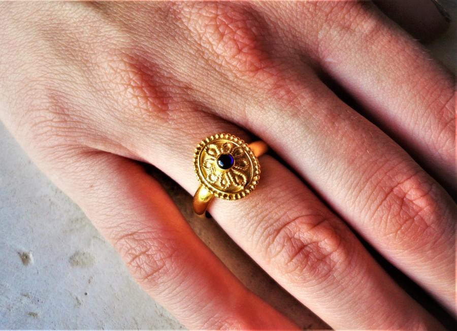 Hochzeit - 18K 22K Solid Gold Ring. Personalized - Ruby Emerald Sapphire. Granulation. Ancient Greek Roman Byzantine Jewellery. Archaic Grecian Jewel.