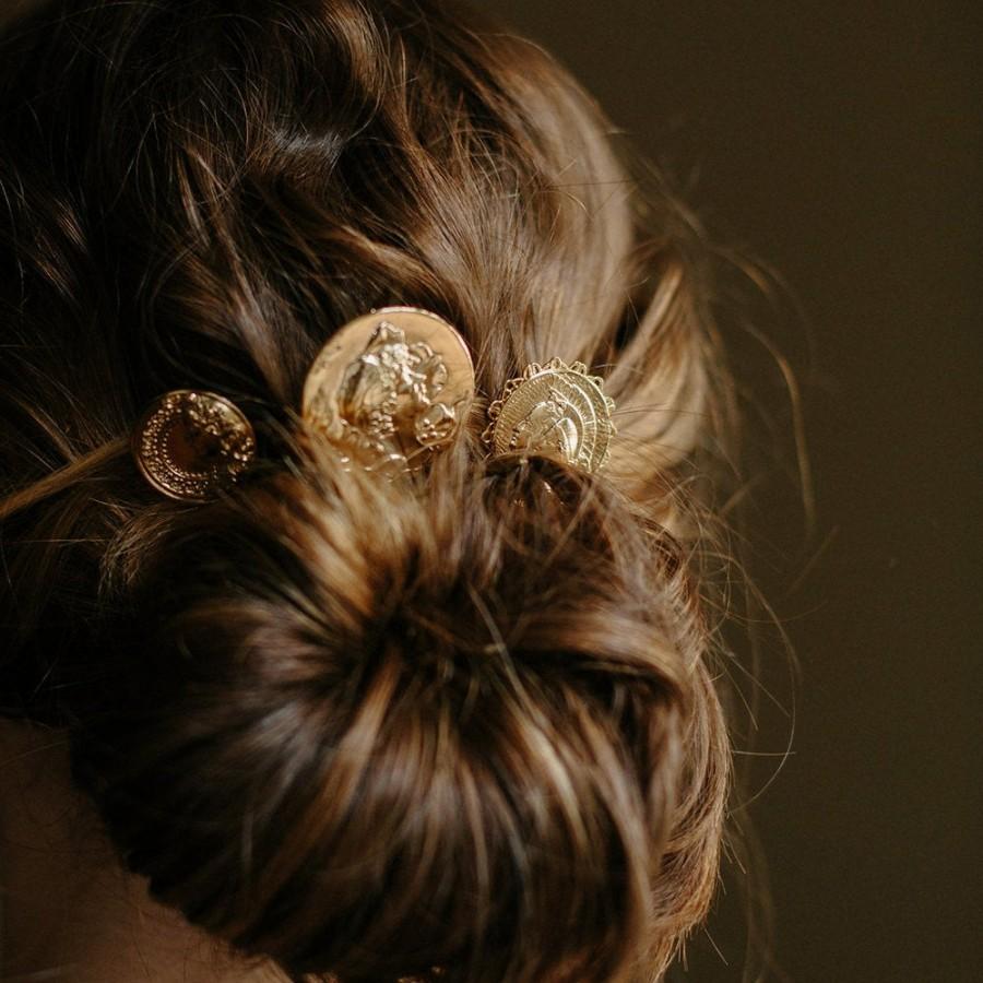 Hochzeit - Coin bobby hair pins wedding accessories - Venus Style no. 2154