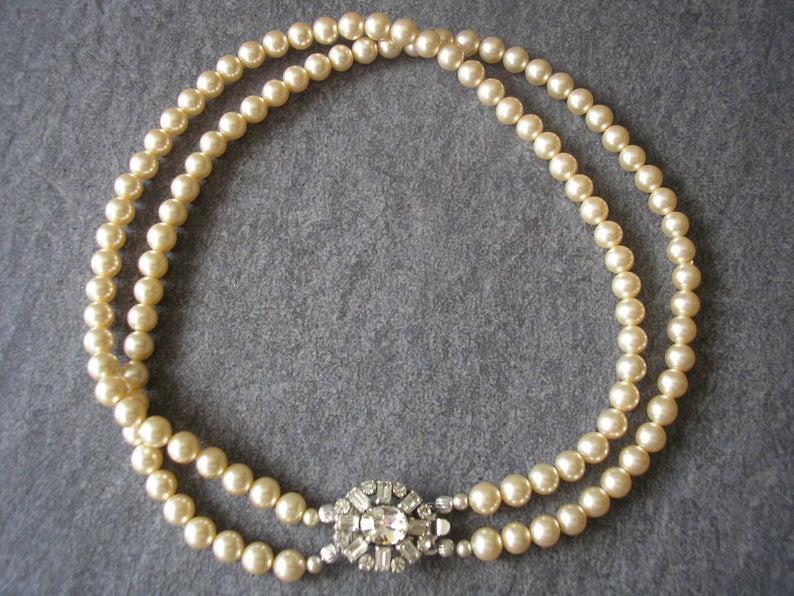 Hochzeit - Vintage Rosita Pearl And Rhinestone Choker, Vintage Pearls, 2 Strand Pearls, Cream Pearls, Bridal Choker, Wedding Necklace, Downton Jewelry