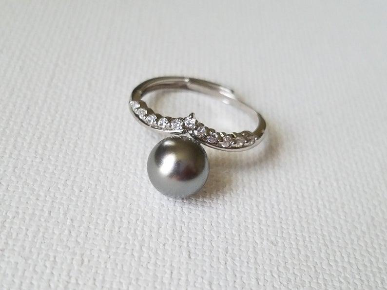 Hochzeit - Grey Pearl Silver Ring, Swarovski Gray Pearl Ring, Charcoal Pearl Adjustable Ring, Wedding Grey Pearl Jewelry, Women Ring, Bridal Party Gift