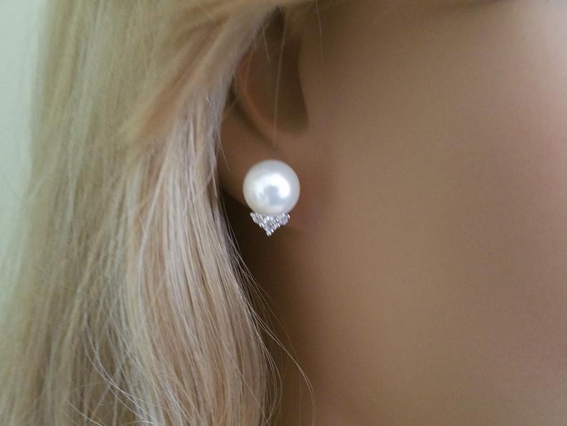 Hochzeit - White Pearl Bridal Earrings, Swarovski 10mm Pearl Earring Studs, Wedding Pearl Earrings, Wedding Bridal Jewelry, Pearl Silver Earring Studs