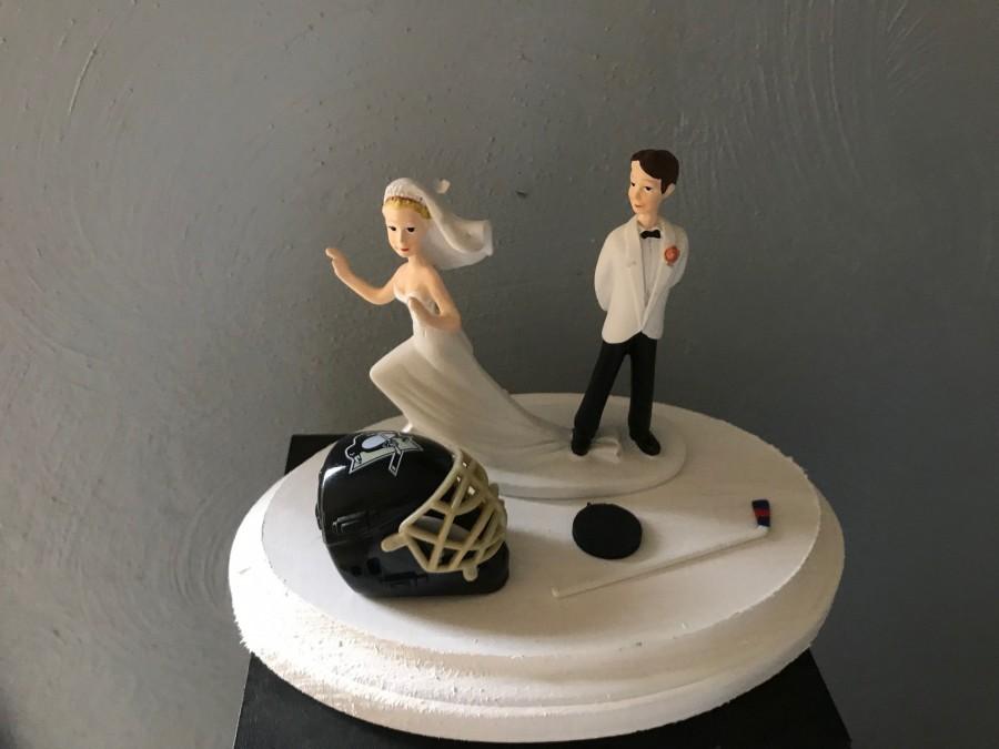 Hochzeit - Pittsburgh Pens Penguins  Wedding Cake Topper Bridal  Funny Hockey team Themed with matching garter Hair color changed for  free