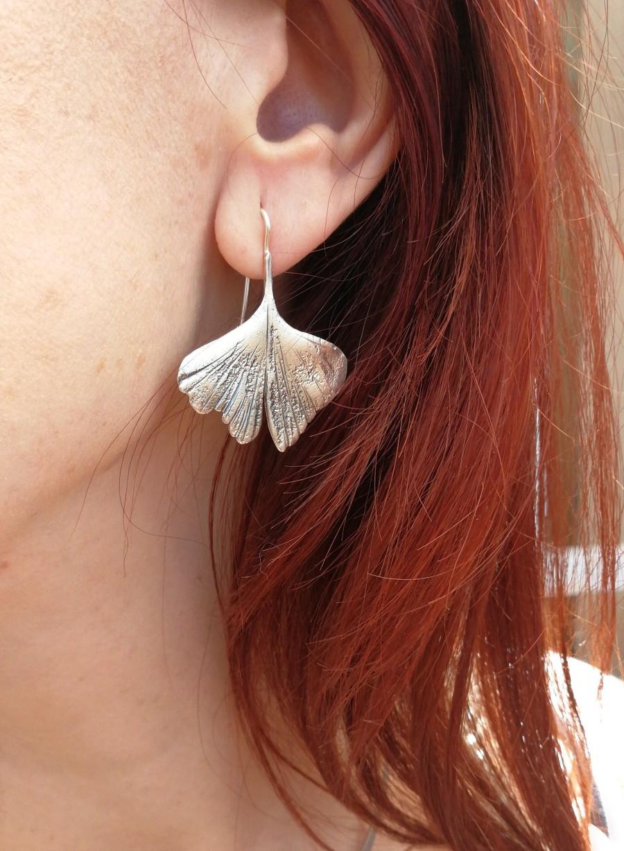 زفاف - Silver Ginkgo Earrings, Ginkgo biloba, Silver Ginkgo, Leaf Earrings, Botanical Jewel, Bohemian Jewel, wedding gift, Bridesmaid gift, for her