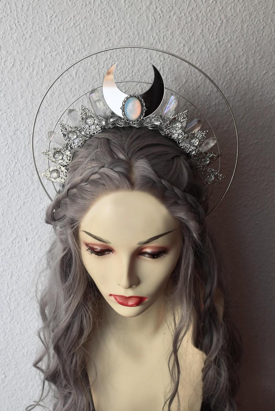 Hochzeit - Moon goddess witchy ceremonial crown  -  Silver quartz crystal headpiece  -  Pagan wedding celestial headdress - White witch gift