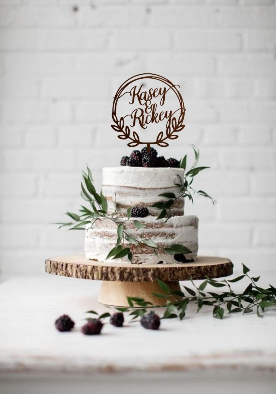 زفاف - Two names wedding cake topper, Wreath cake topper with names, Bride & Groom names topper for wedding cake, Personalised Wooden cake topper
