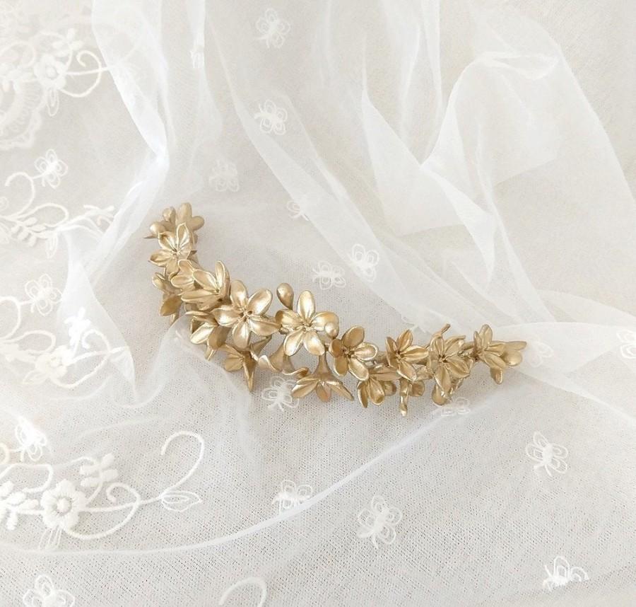 Mariage - Gold bridal tiara, Golden flower tiara, Handmade bridal floral tiara, Cold porcelain headpiece, Bride headpieces, Bridesmaid floral headband