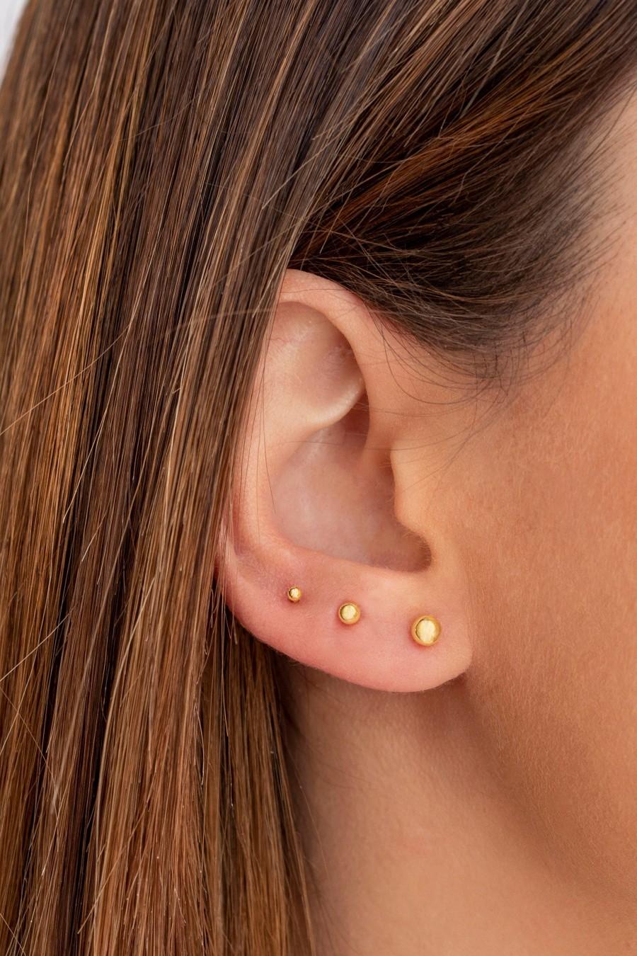 زفاف - Ball earrings, Ball stud earrings, Silver stud earrings, Sphere earrings, Second hole ball earrings, Dot stud earrings, Tiny ball earrings