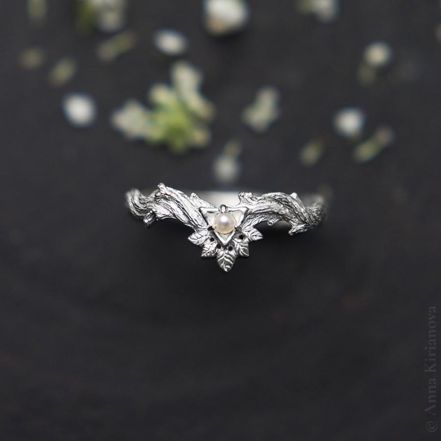 زفاف - Pearl Ring, Pearl Engagement Ring, Promise Ring for Her, Pearl Wedding Band for Women, Elvish Leaf and Branch Ring, White Twig Ring