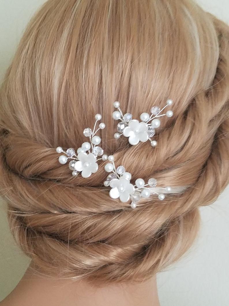 Hochzeit - Pearl Bridal Hair Pins, White Pearl Hair Pins, Set of 3 Pearl Floral Hair Pins, Wedding Head Pieces, Bridal Hair Pieces, Pearl Hair Jewelry,
