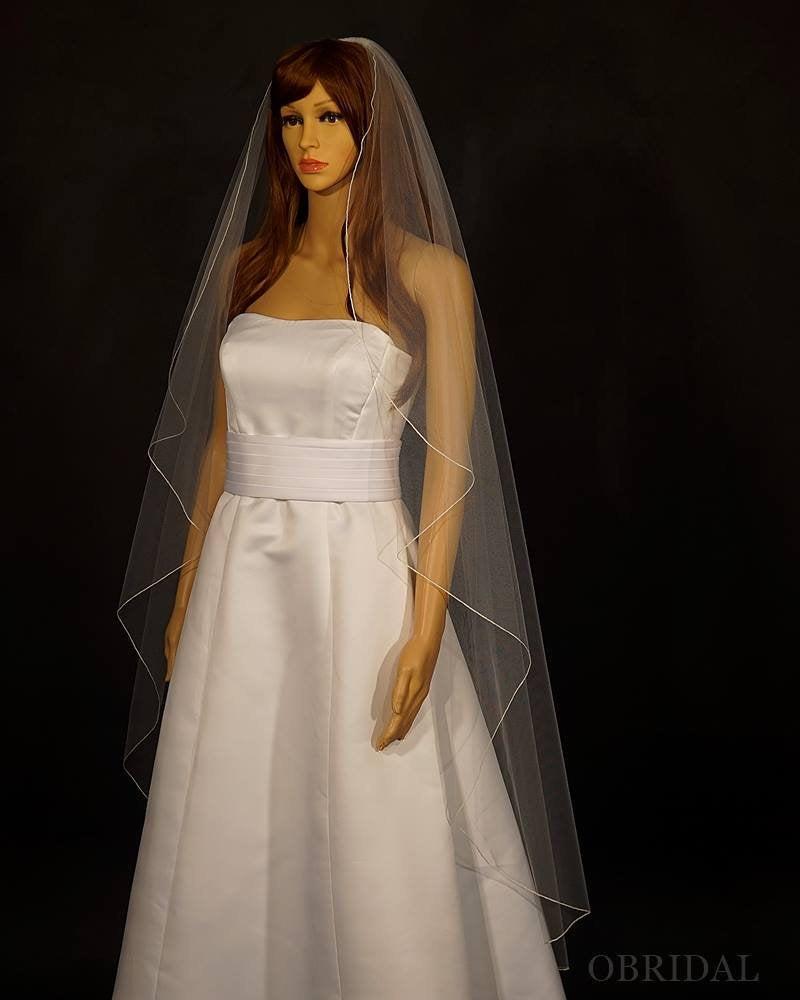 زفاف - Beautiful Cascading Veil - Waltz  Veil - Knee length veil - cascading angel veil - Custom Veil - Pencil Edge Wedding Veil