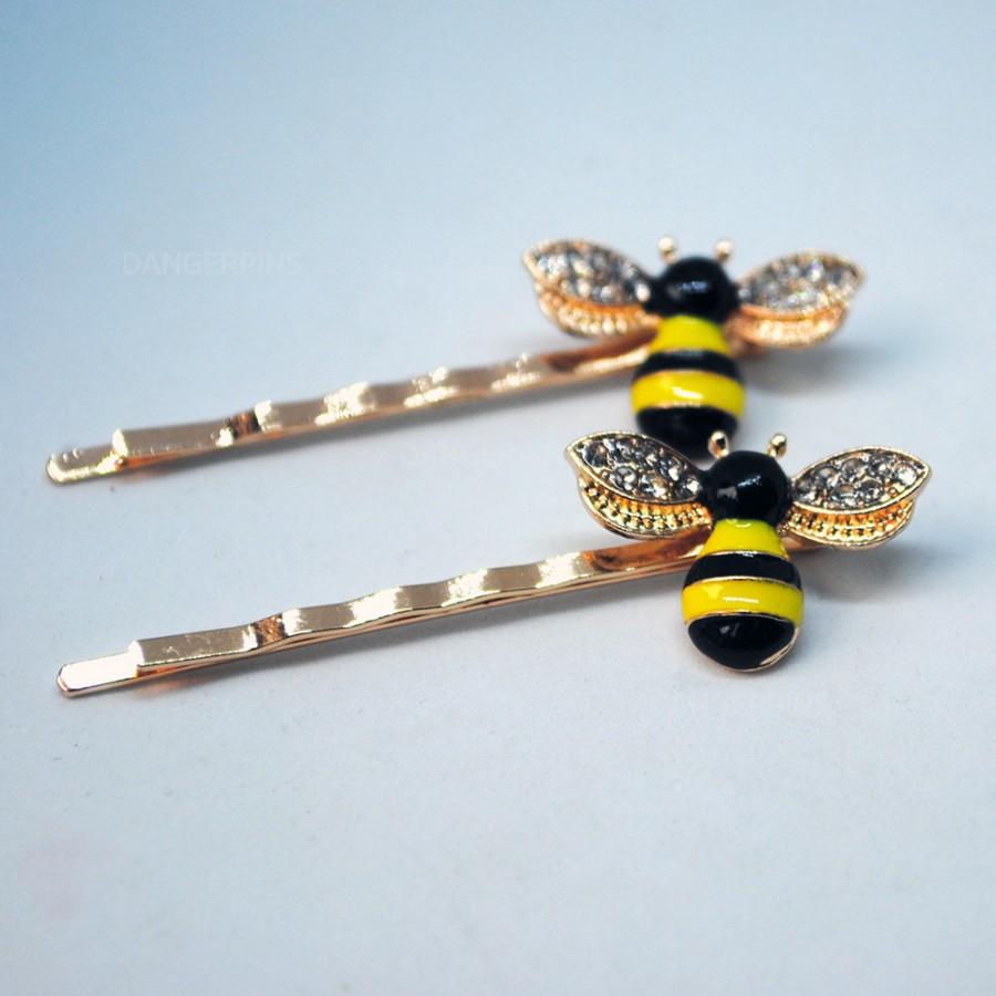 Свадьба - Set of 2 small Bees hair clips with crystal wings - Gold color
