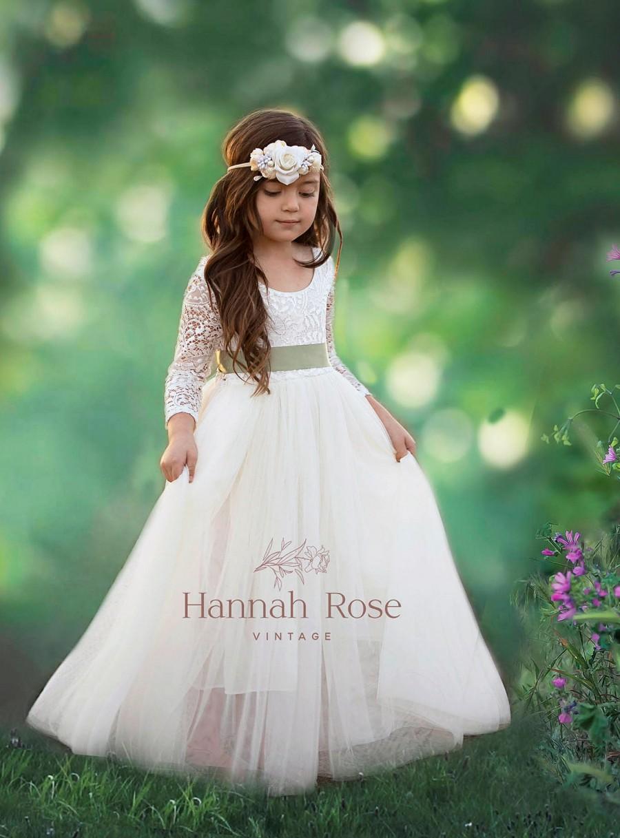 Mariage - Flower Girl Dress, Beautiful Long Flowing Ivory or White, Boho Vintage Flower Girl Dresses, Girls Dresses, Tulle and Lace Flower Girl Dress