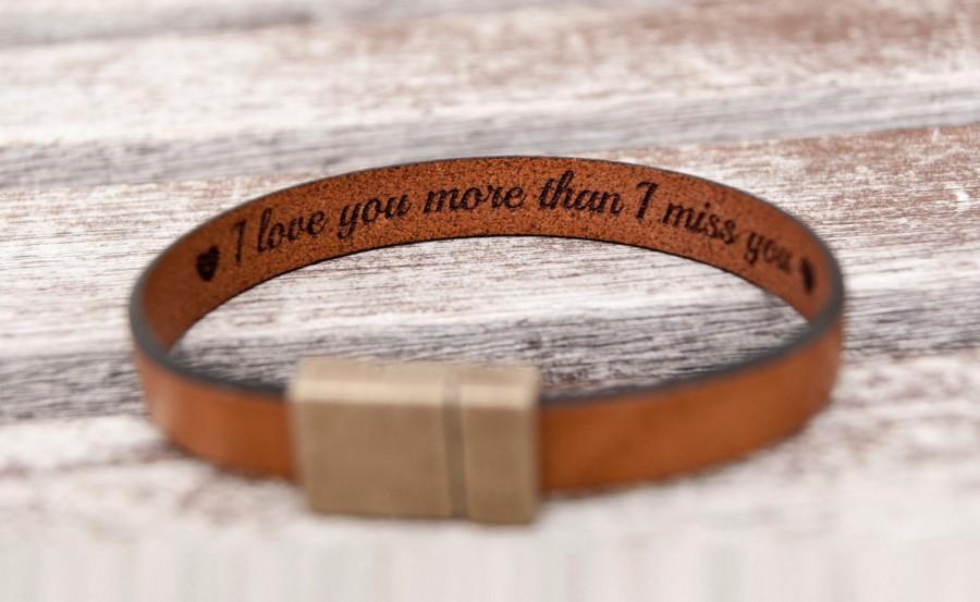 Mariage - Bronze Anniversary Gift for Men Custom Leather Bracelet Message Bracelet For Boyfriend Gift for Him Personalized Custom Gift Secret Message