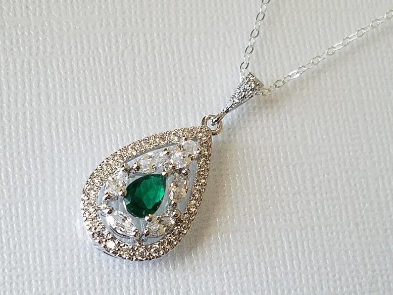 زفاف - Emerald Crystal Teardrop Necklace, Green Cubic Zirconia Bridal Necklace, Wedding Emerald CZ Pendant, Bridal Emerald Jewelry, Green Pendant
