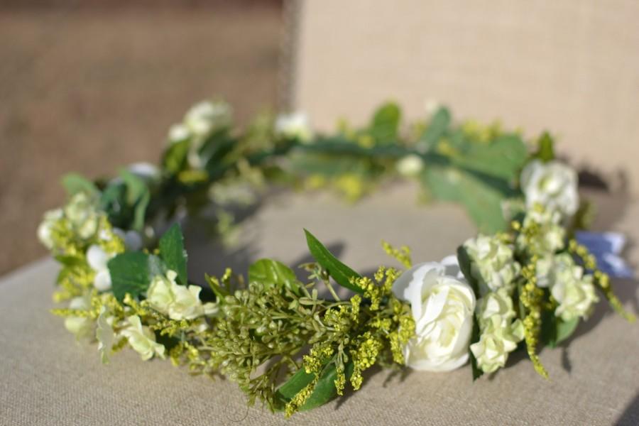 Mariage - The "Carolina Forest" floral halo crown // summer festival crown, boho crown, woodland wedding, bridesmaid headpiece, flower girl crown
