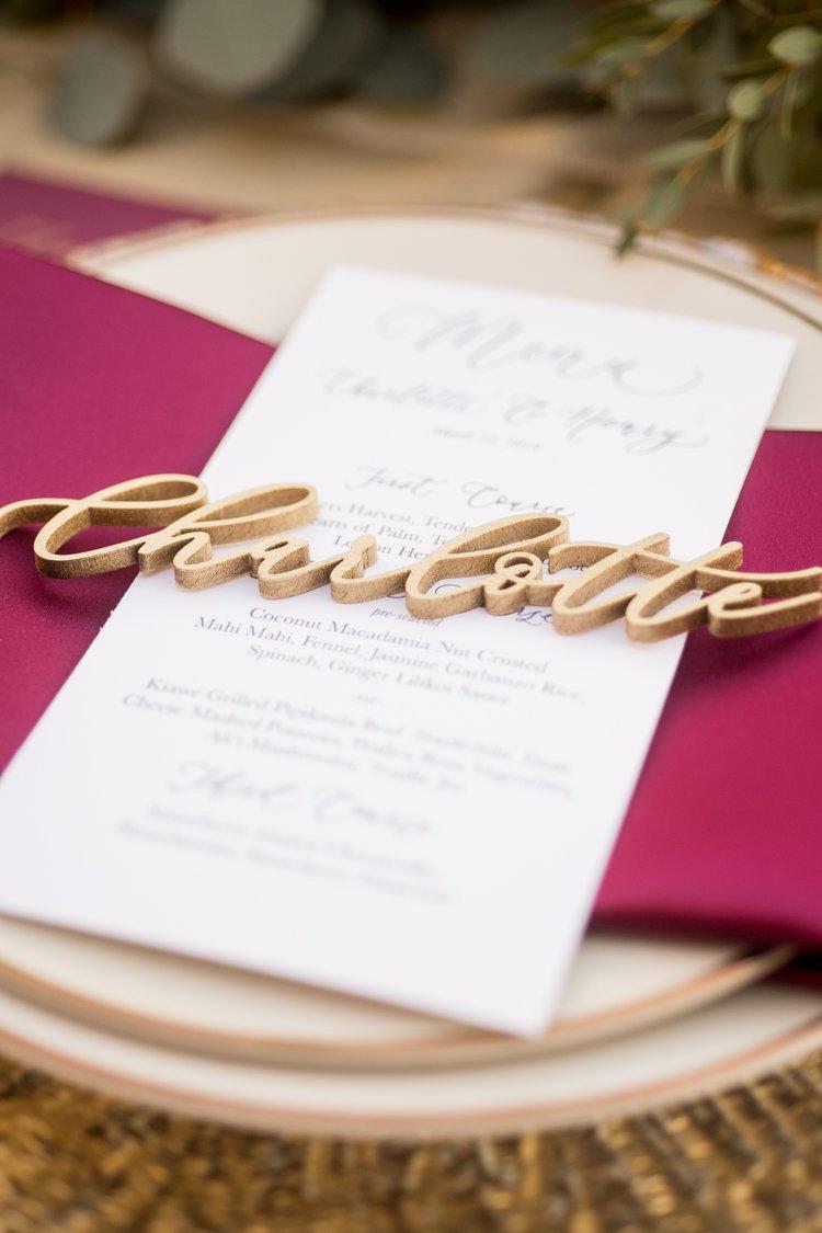 Свадьба - Custom Name Place Cards, Laser Cut Table Decor, Guest Names, Personalized Place Cards, Guest Card, Seating Chart Names