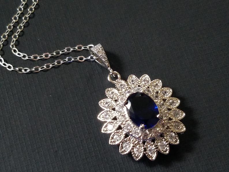 زفاف - Navy Blue Halo Wedding Necklace, Sapphire Blue Crystal Oval Necklace, Blue CZ Wedding Necklace, Sapphire Bridal Necklace Dark Blue Pendant