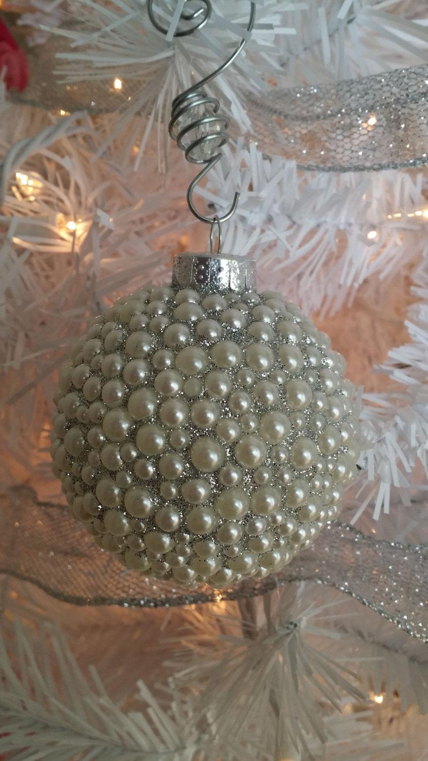 Hochzeit - Handmade Glass Christmas Ornament - Ivory Pearl Cluster - Holiday Gift For Her