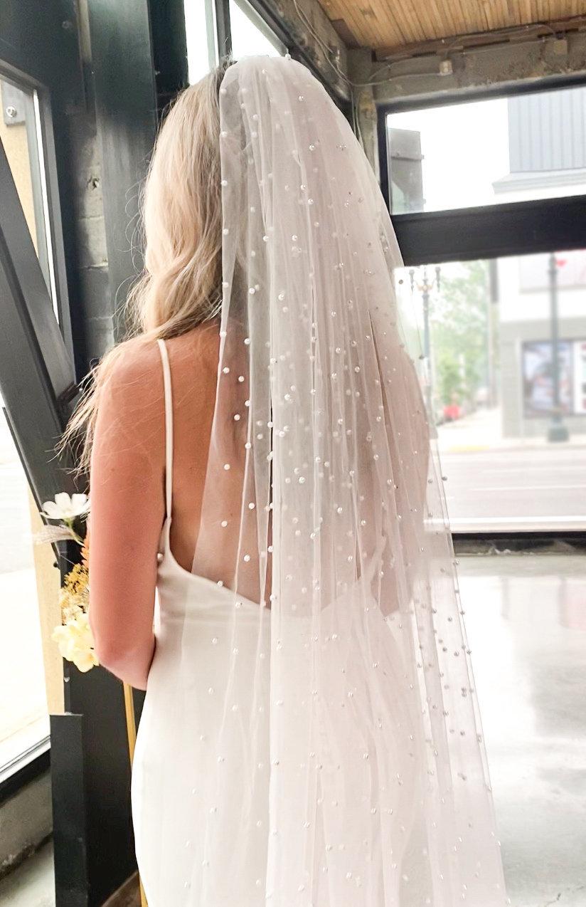 زفاف - Scattered Pearl Veil on Soft Bridal Tulle - Elbow, Fingertip, Waltz or Cathedral Length