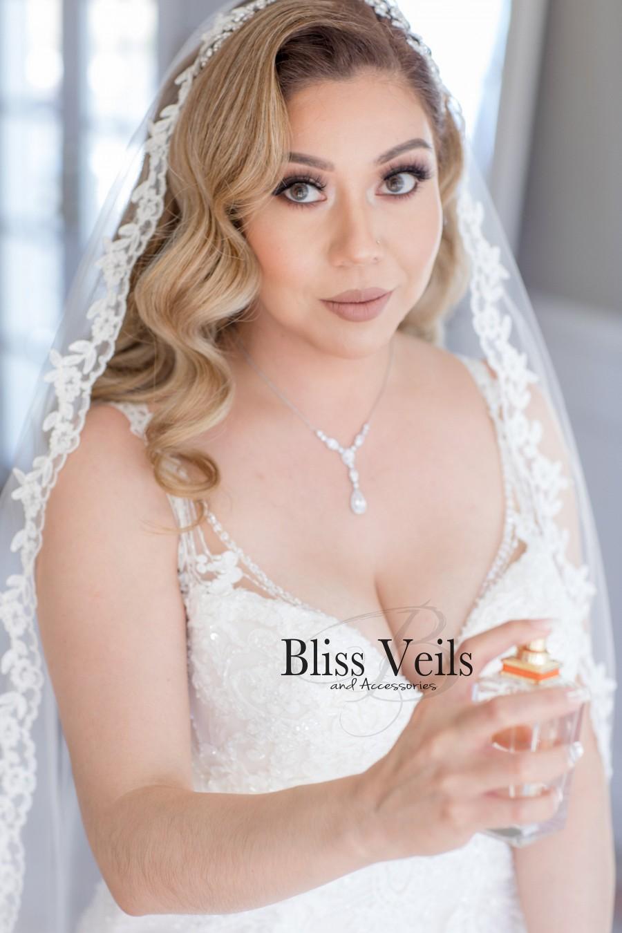 زفاف - Lace Mantilla Wedding Veil - Fast Shipping!