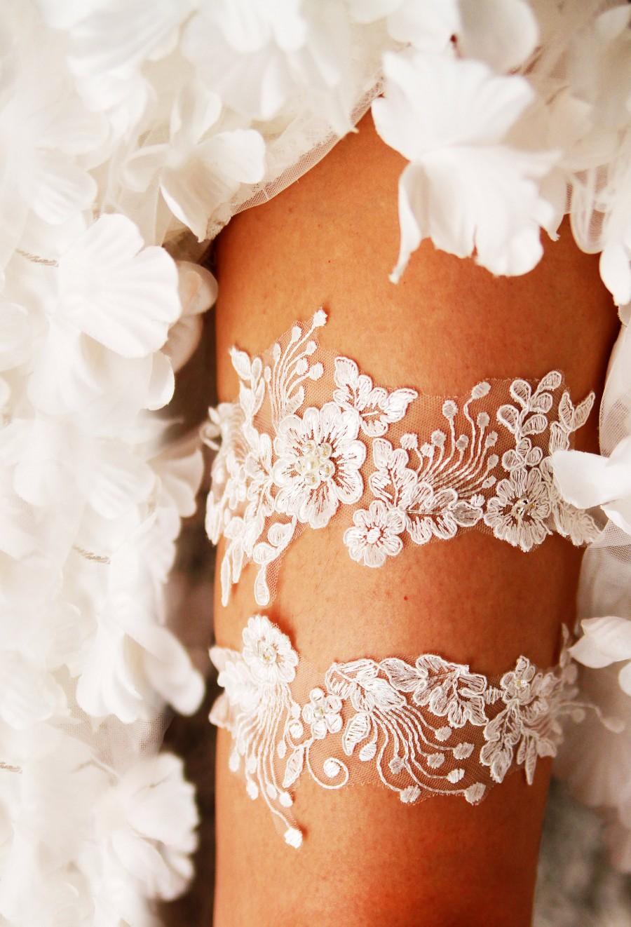Wedding - Ivory Lace Garter Wedding Garter Bridal Garter Set - Vintage Inspired Garter Rustic Garter Bohemian Garter Boho Garter Prom Garter Belt