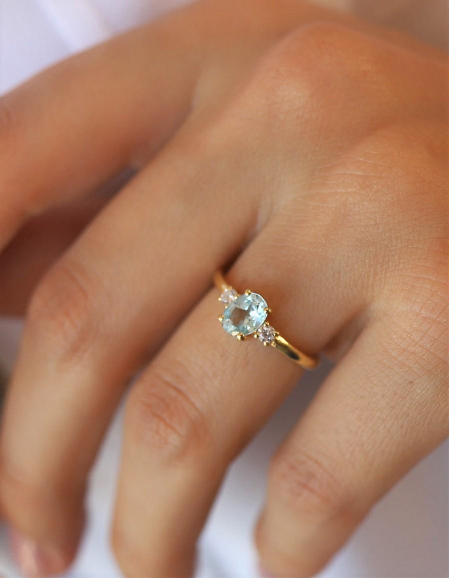 Mariage - Oval Engagement Ring, Sky Topaz Gold Engagement Ring, Birthstone Gold Wedding Ring, Fine Quality Ring, Promise Ring, Gold Solitaire Ring