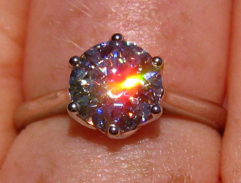زفاف - 1.5 Carat Forever One Moissanite in Platinum LILY Solitaire Engagement Ring, Moissanite Engagement Ring