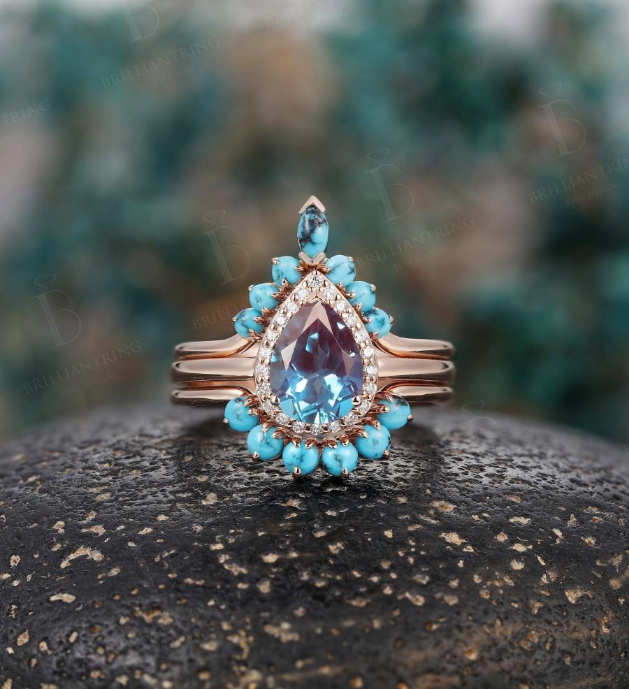 Свадьба - Vintage pear shaped Alexandrite engagement ring set art deco Rose gold ring set turquoise Wedding ring set Bridal ring set Anniversary ring
