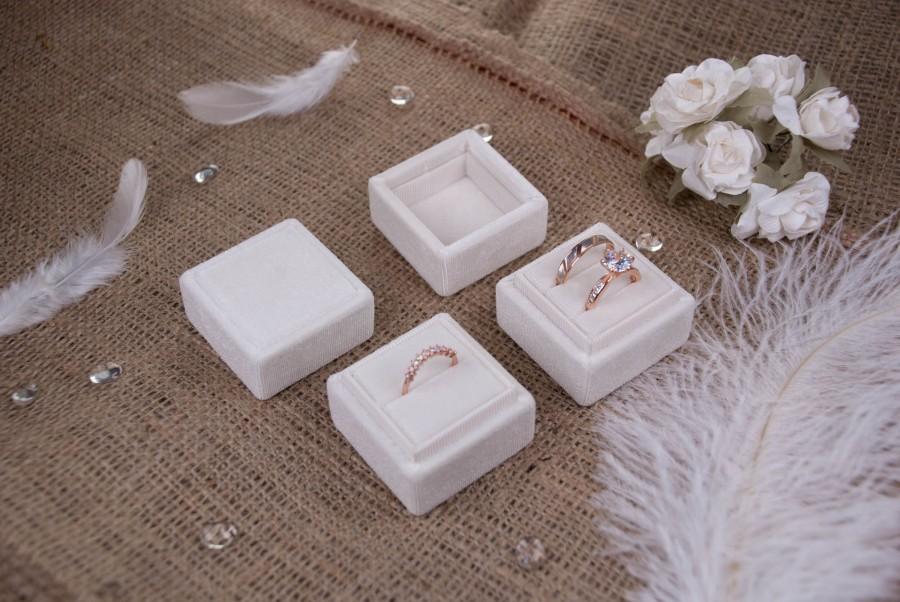 Wedding - Square velvet ring box - White velvet - Box for three rings - Monogram ring box - Double ring box - Triple ring box