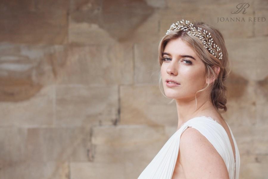 Hochzeit - Bridal headpiece, gold bridal hair accessories, gold hair vine, wedding tiara, bridal crown, pearl headdress, boho bridal hair vine, gold
