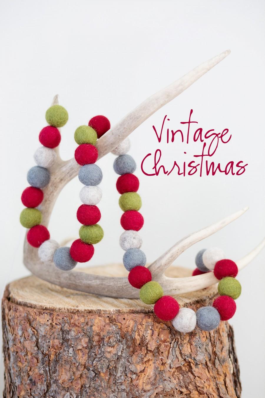 Свадьба - Vintage Christmas Garland -Rustic garland -Red, gray, olive, white Wool Felt Balls -Wool Pom Garland *Rustic Christmas -Felt ball garland