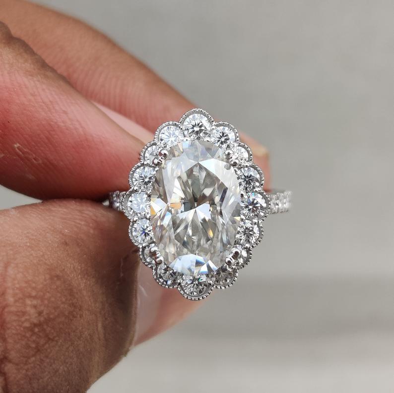 زفاف - 5.00 Ct Colorless Oval Cut Halo Moissanite Wedding Ring in 18KT White Gold, Oval Engagement Ring, Moissanite Diamond Ring, Women Ring