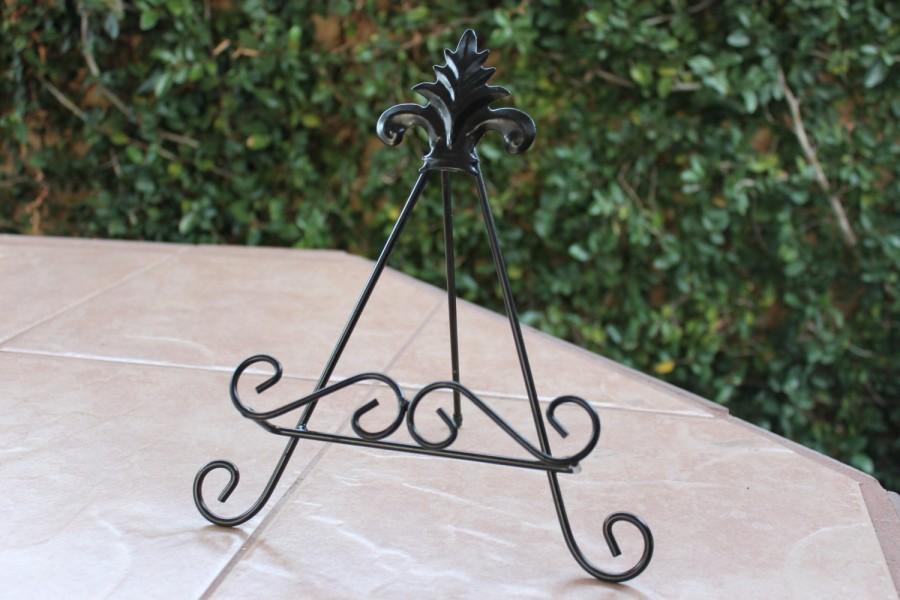 Wedding - Decorative Rustic Iron Cutting Board Stand Plate Holder Hand Made Hammered and Stamped with Welded Joints Choice of Black or Gold