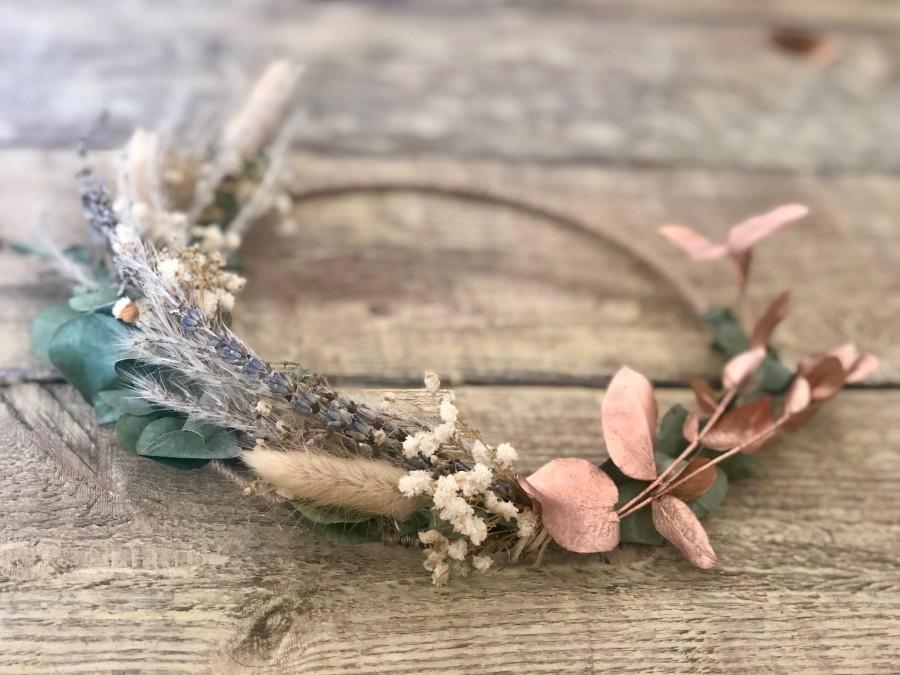 Hochzeit - Dried Flower Hoop / Rose Gold / Eucalyptus / Lavender / Pampas Grass / Gypsophilia/ Spring Wedding / Centerpiece / Wall Hanging